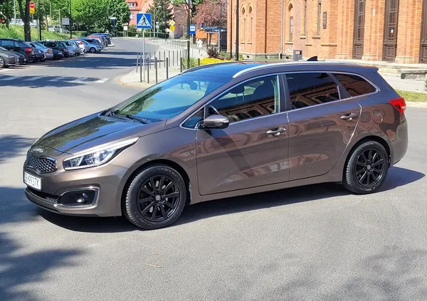 kia ceed wałbrzych Kia Ceed cena 49900 przebieg: 167000, rok produkcji 2018 z Wałbrzych